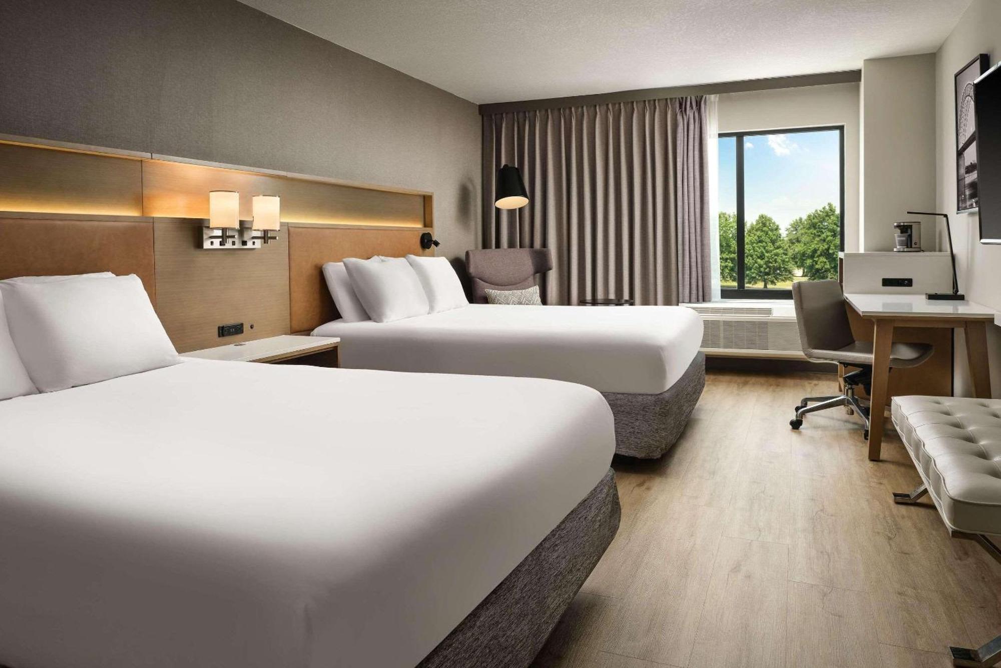 Radisson Hotel West Memphis Buitenkant foto